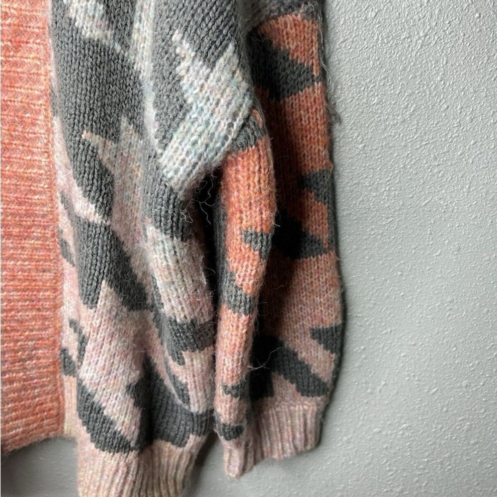 Circus NY Women's Cozy Open Front Cardigan Sweater | Rainbow Ombre |
Size. XS - Picture 6 of 6